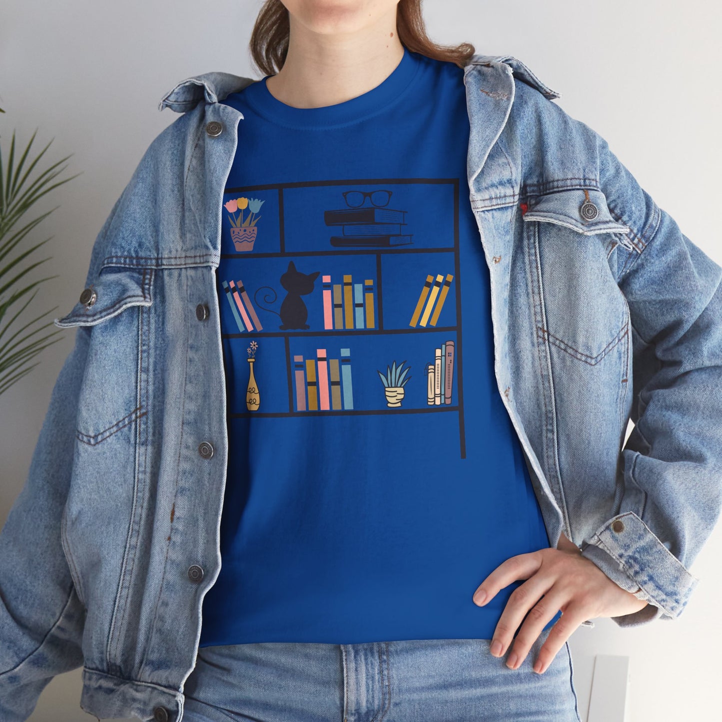 Unisex Heavy Cotton Tee - Bookshelf for books and cat